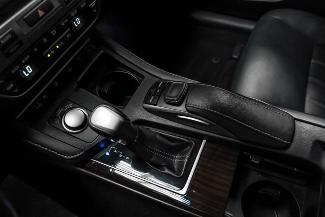 Used 2016 Lexus ES 350 w/ Ultra Luxury Package FWD image 27