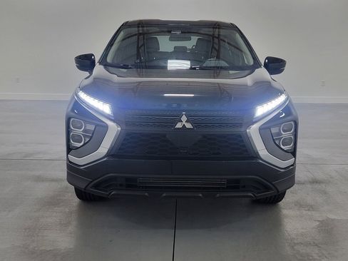 Used 2024 Mitsubishi Eclipse Cross LE image 3