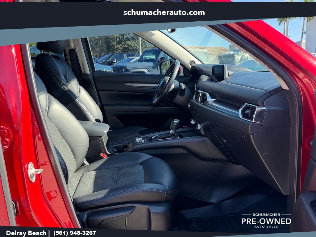 Used 2018 MAZDA CX-5 Touring w/ Preferred Equipment Package FWD image 19