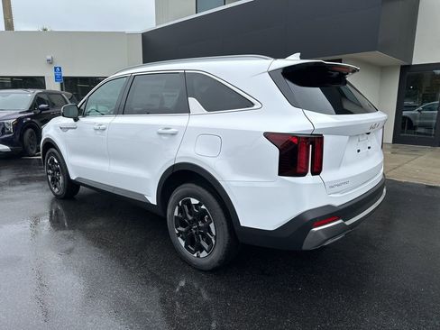 New 2026 Kia Sorento S w/ S Panoramic Sunroof Package AWD/4WD image 8