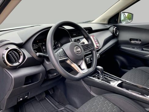 Used 2023 Nissan Kicks SV FWD image 17
