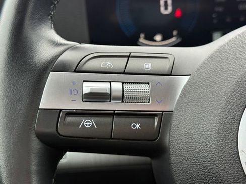 Used 2024 Hyundai Kona SEL image 27