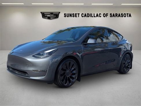 Used 2022 Tesla Model Y Performance image 7