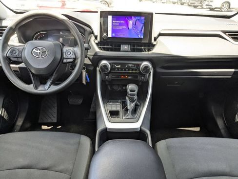 Used 2025 Toyota RAV4 LE AWD/4WD image 25