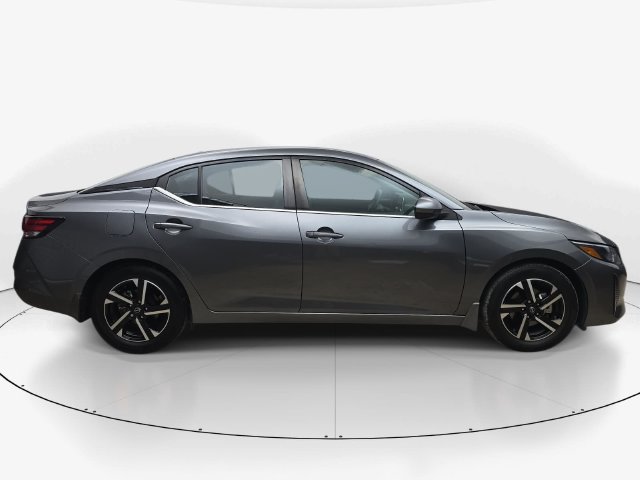 Used 2024 Nissan Sentra SV FWD image 4