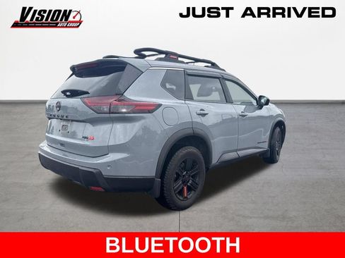 Used 2025 Nissan Rogue SV AWD/4WD image 5