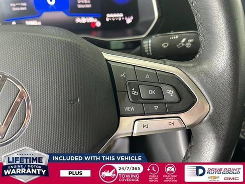 Used 2024 Volkswagen Jetta SE FWD image 19