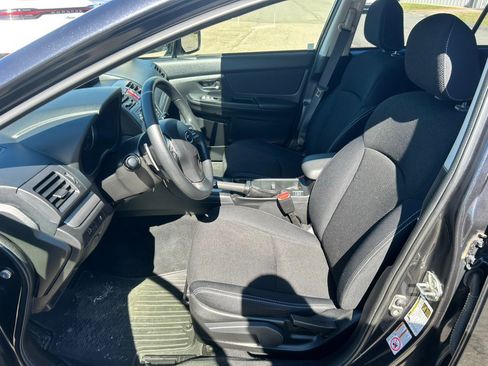 Used 2014 Subaru Crosstrek 2.0i Premium image 14