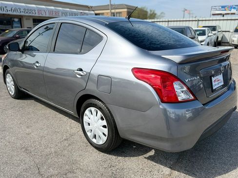 Used 2018 Nissan Versa SV image 6