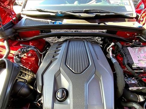 Used 2025 Porsche Macan image 46