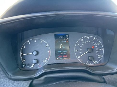 Used 2024 Toyota Corolla LE FWD image 8