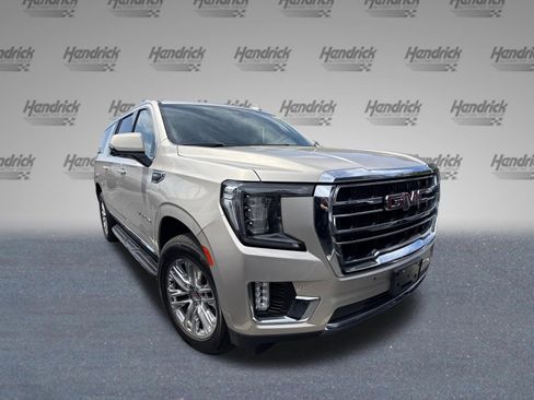 Used 2021 GMC Yukon XL SLT w/ SLT Luxury Plus Package image 2