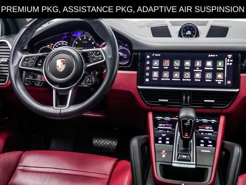 Used 2023 Porsche Cayenne w/ Premium Package AWD/4WD image 23