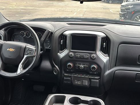 Used 2020 Chevrolet Silverado 1500 LT w/ All-Star Edition image 24