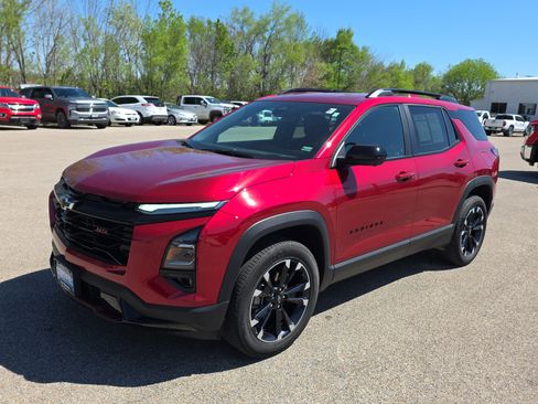 Certified 2025 Chevrolet Equinox RS w/ Safety and Technology Package image 4