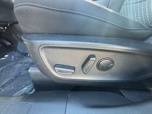 Used 2023 Ford Escape Active image 12