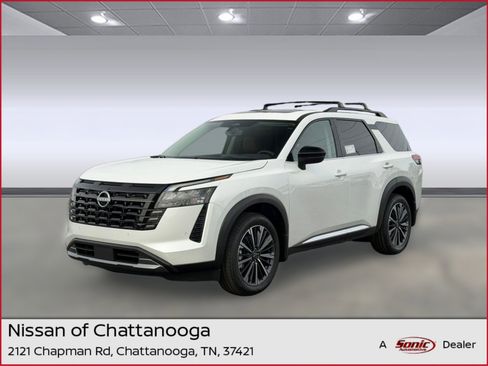 New 2026 Nissan Pathfinder Platinum AWD/4WD image 1