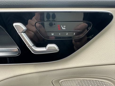 Used 2023 Mercedes-Benz C 300 4MATIC Sedan image 15