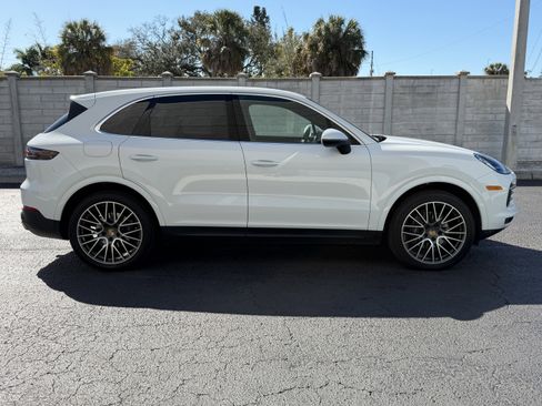 Certified 2019 Porsche Cayenne image 7