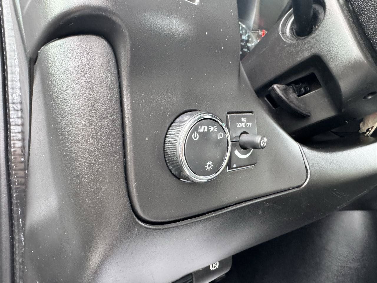 Used 2020 Chevrolet Express 3500 w/ Shuttle Bus Package RWD image 12