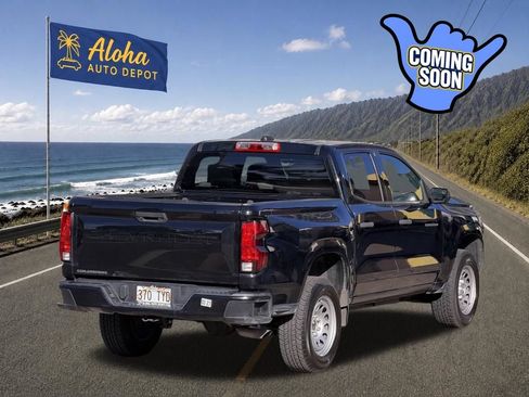 Used 2023 Chevrolet Colorado W/T RWD image 5