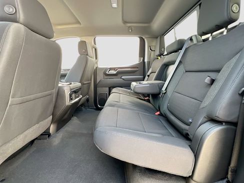 New 2026 GMC Sierra 1500 Elevation w/ Preferred Package image 17