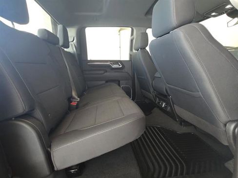 Used 2025 Chevrolet Silverado 2500 LT w/ Convenience Package AWD/4WD image 17