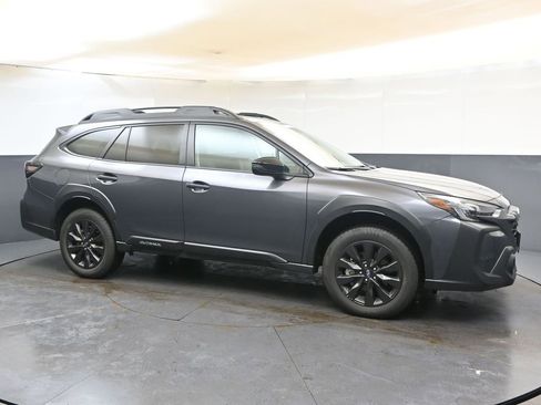 Certified 2025 Subaru Outback Onyx Edition image 7