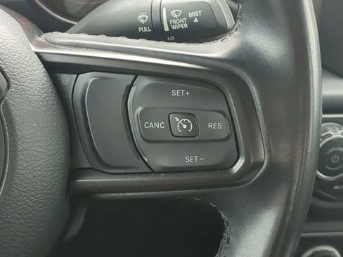 Used 2021 Jeep Gladiator Sport AWD/4WD image 27