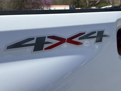 Used 2020 Chevrolet Silverado 2500 Custom w/ Custom Value Package image 29