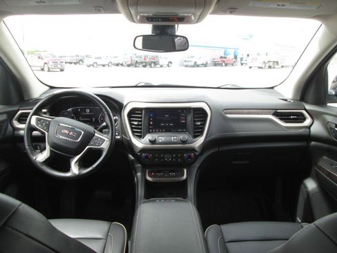 Used 2020 GMC Acadia Denali w/ LPO, Floor Liner Package image 29