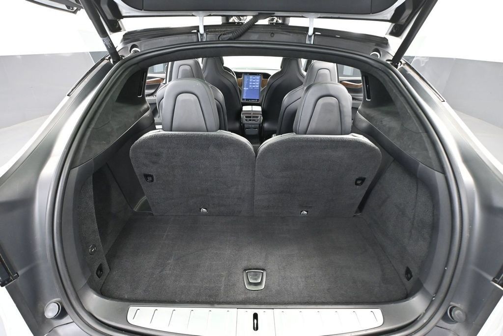 Used 2018 Tesla Model X 100D AWD/4WD image 29