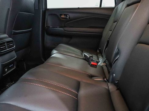 Used 2024 Honda Passport TrailSport image 16
