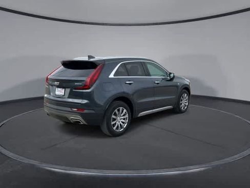 Used 2021 Cadillac XT4 Premium Luxury w/ Driver Awareness Package FWD image 8