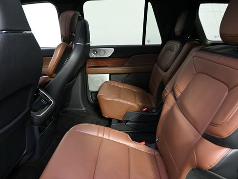 Used 2024 Lincoln Navigator Reserve w/ Equipment Group 201A AWD/4WD image 21