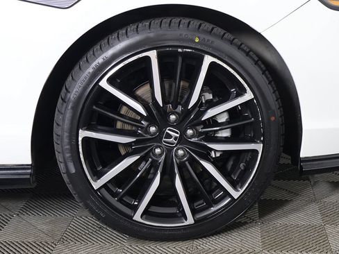 Used 2023 Honda Accord Touring image 24