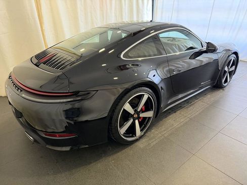 New 2026 Porsche 911 Carrera 4S image 9