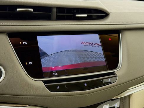 Used 2021 Cadillac XT5 Premium Luxury image 15