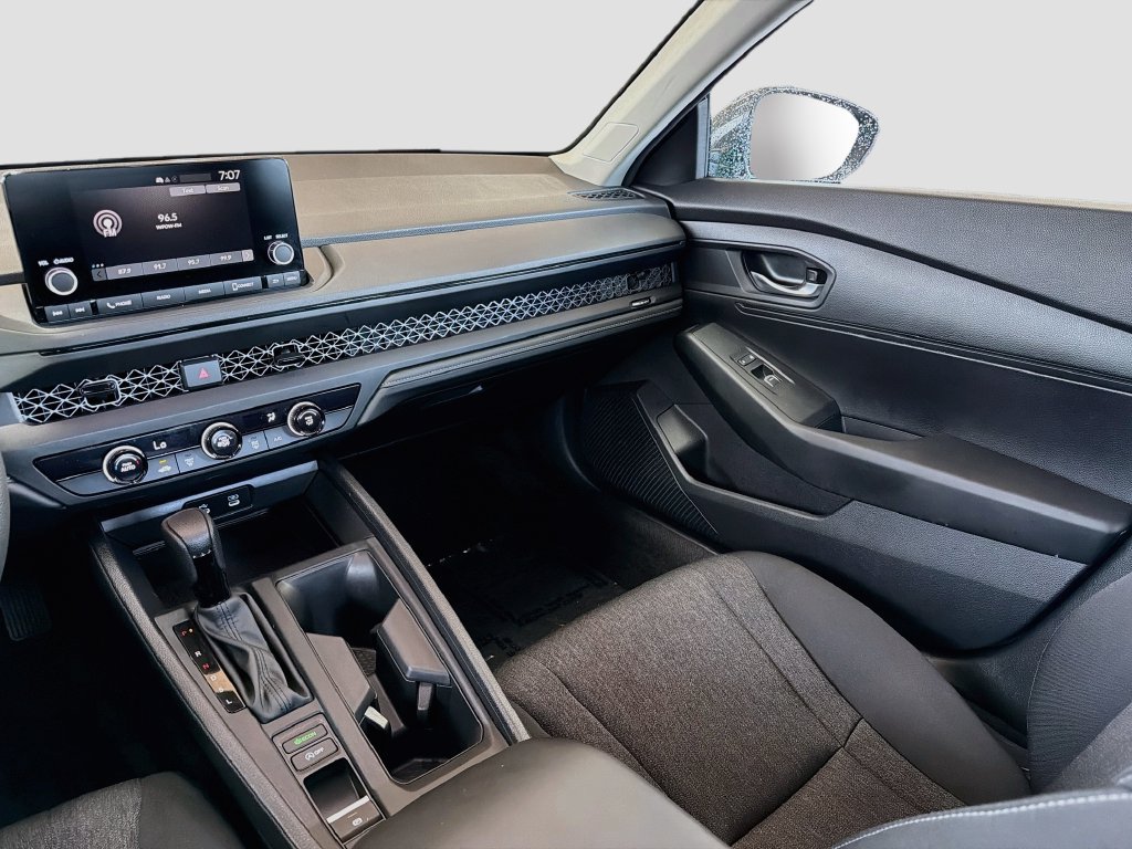 Used 2025 Honda Accord LX image 21