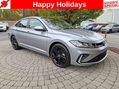 Certified 2025 Volkswagen Jetta SE