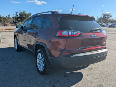 Used 2020 Jeep Cherokee Latitude image 7