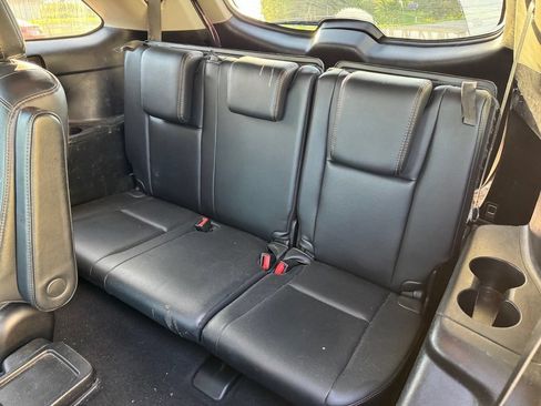 Used 2018 Toyota Highlander XLE AWD/4WD image 6