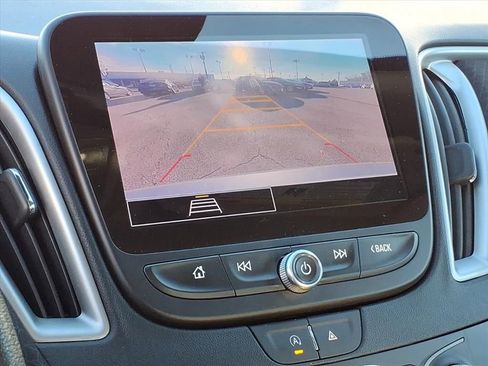 Used 2024 Chevrolet Malibu LT image 22