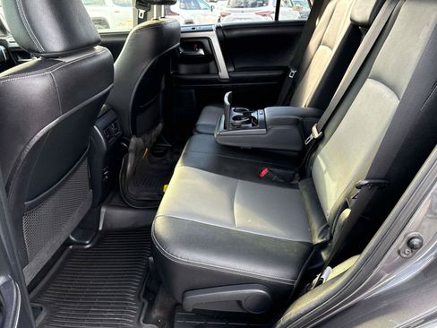 Used 2017 Toyota 4Runner SR5 Premium AWD/4WD image 15