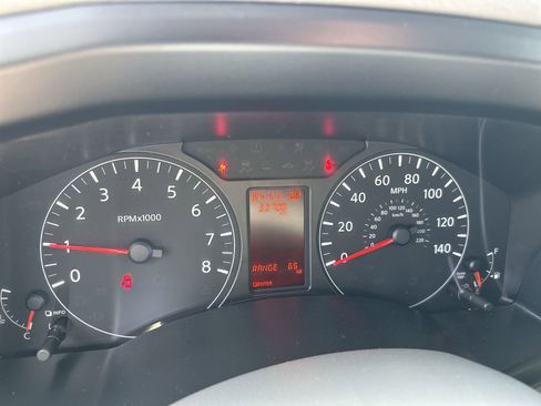 Used 2019 Nissan NV 3500 SL w/ Navigation Package RWD image 15