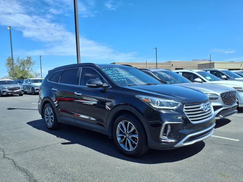 Used 2017 Hyundai Santa Fe SE w/ SE Premium Package 02 FWD image 2