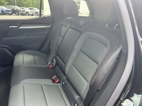 New 2026 GMC Terrain AT4 w/ Technology Package II AWD/4WD image 30