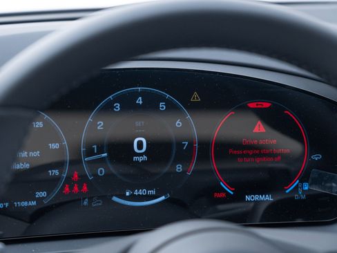 Certified 2024 Porsche Cayenne S AWD/4WD image 20