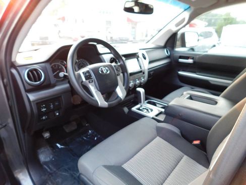 Used 2016 Toyota Tundra SR5 w/ TRD Off Road Package AWD/4WD image 41