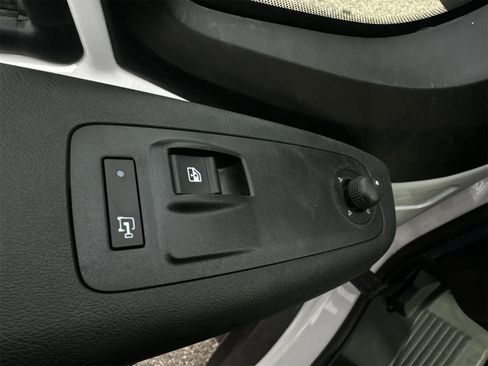 Used 2024 RAM ProMaster 3500 w/ Delivery Van Package image 17